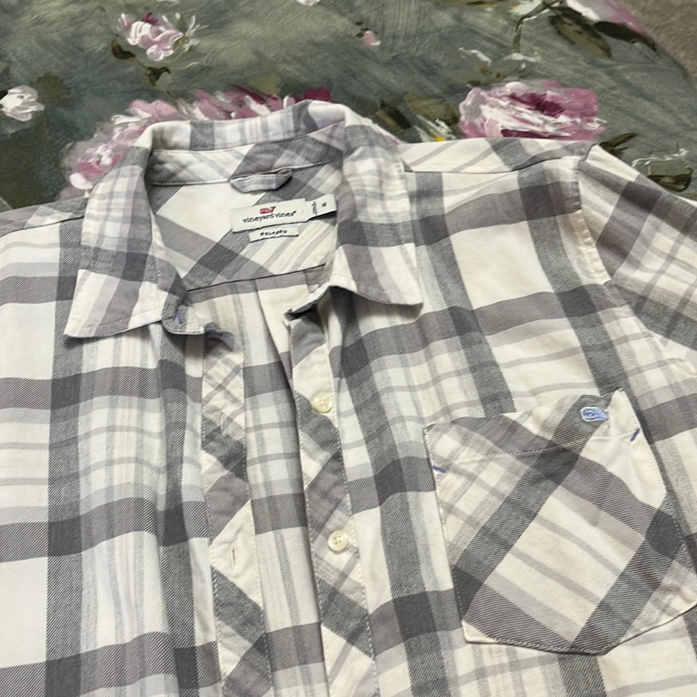Vineyard Vines Button Down sz 16